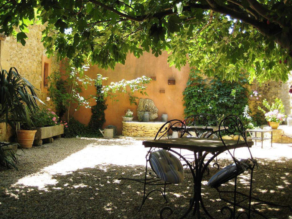 Mas De Foncaudette Bed & Breakfast Lourmarin Luaran gambar
