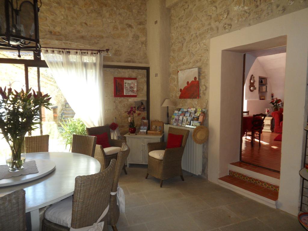 Mas De Foncaudette Bed & Breakfast Lourmarin Luaran gambar