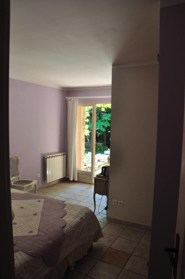 Mas De Foncaudette Bed & Breakfast Lourmarin Luaran gambar
